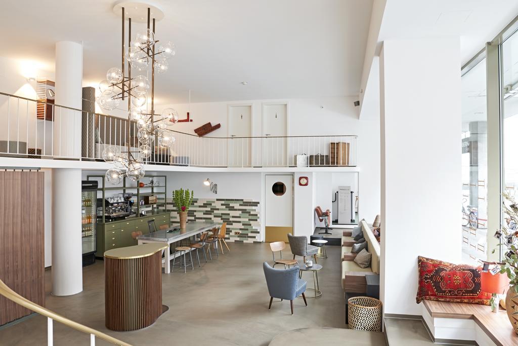 Nonstop Hotel Augsburg - Ubernacht - Hostelhotelhome 외부 사진