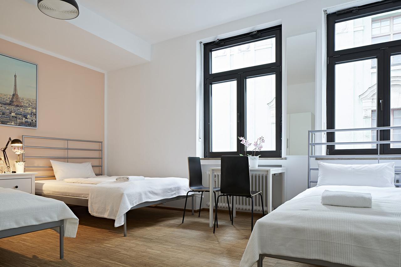 Nonstop Hotel Augsburg - Ubernacht - Hostelhotelhome 외부 사진