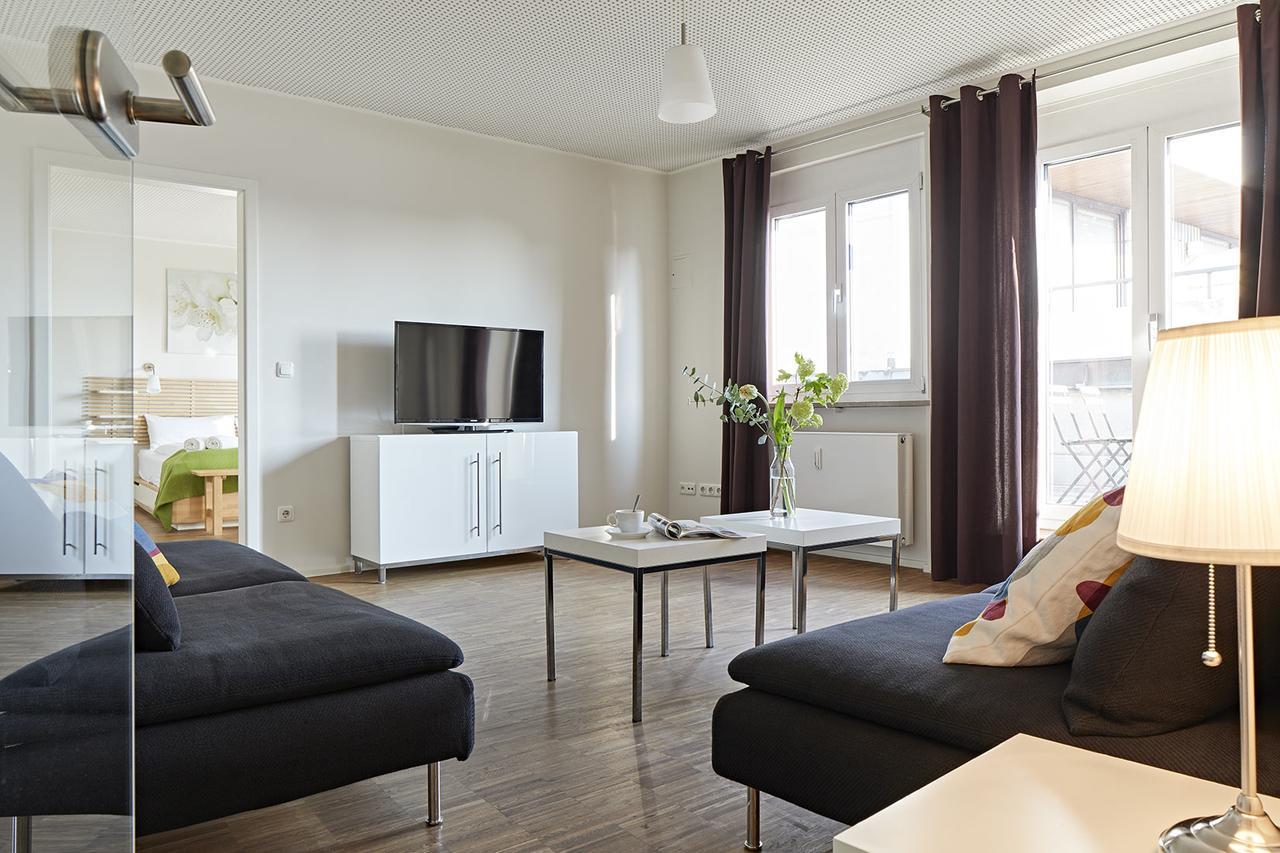 Nonstop Hotel Augsburg - Ubernacht - Hostelhotelhome 외부 사진