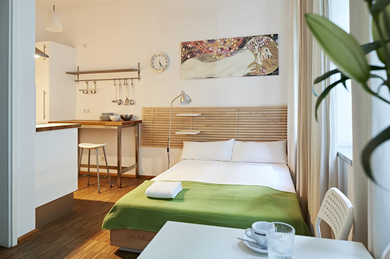 Nonstop Hotel Augsburg - Ubernacht - Hostelhotelhome 외부 사진