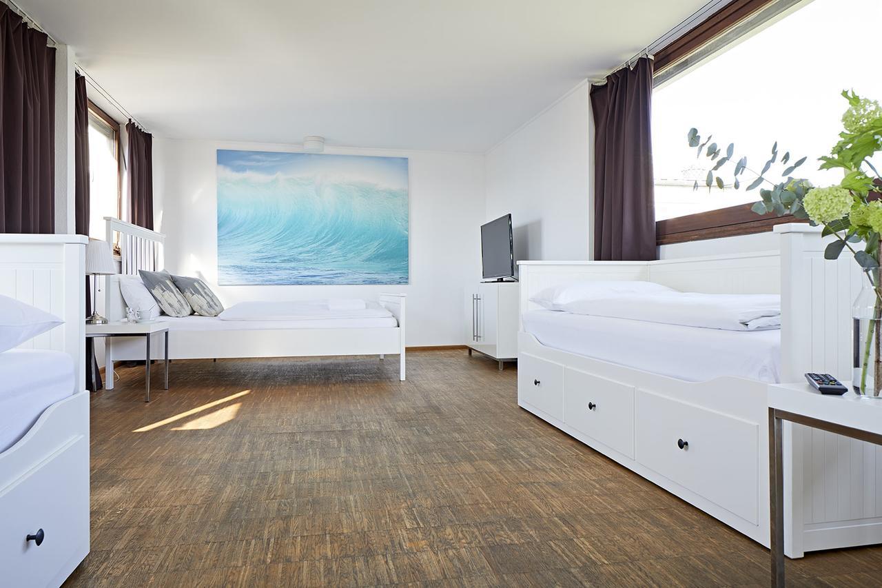 Nonstop Hotel Augsburg - Ubernacht - Hostelhotelhome 외부 사진
